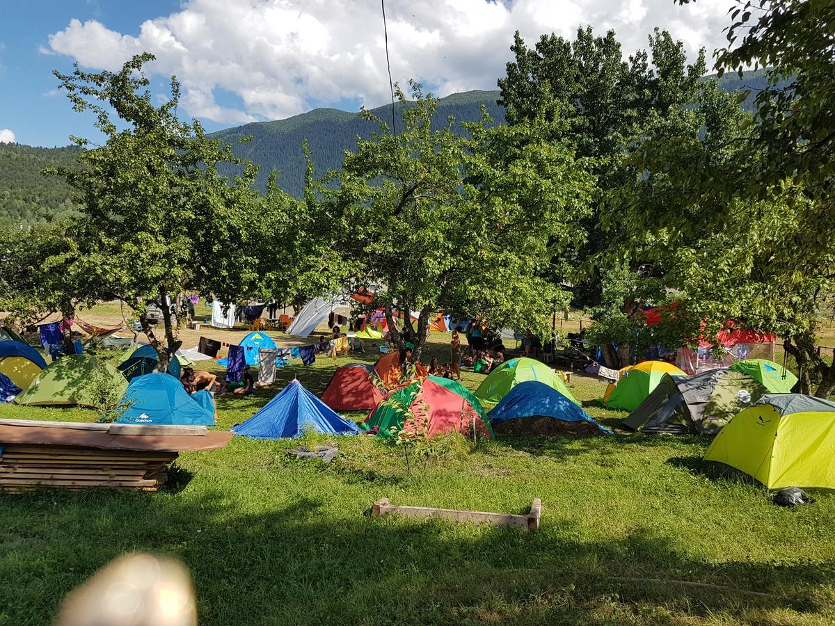 Hostel The Misty Mountains 梅斯蒂亚 外观 照片